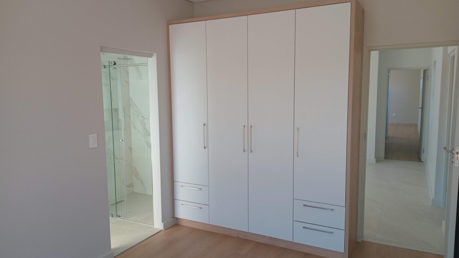 4 Bedroom Property for Sale in Sandown Western Cape